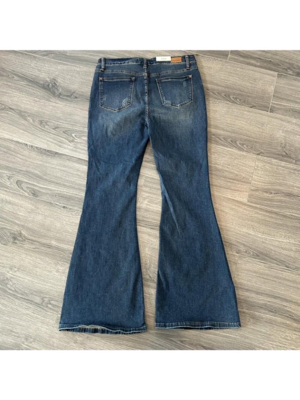 Judy Blue Flare Fit Jeans Womens 13/31 Med Blue High Rise Stretch Denim JB88172 - Picture 2 of 16